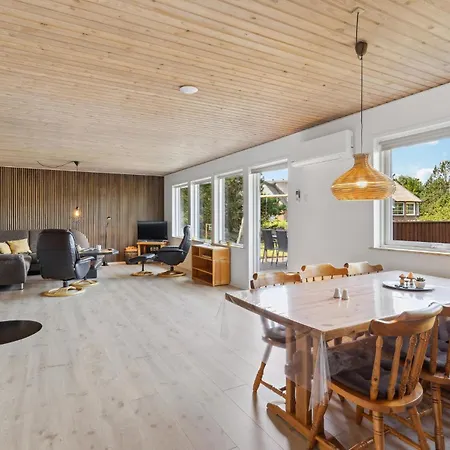 Holiday home 3 Bedroom Awesome In Romo Kongsmark